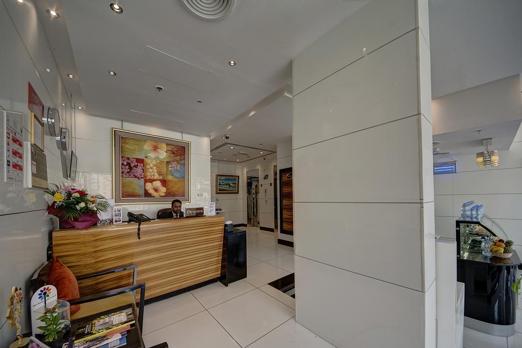 Rayan Hotel Corniche Schardscha Exterior foto
