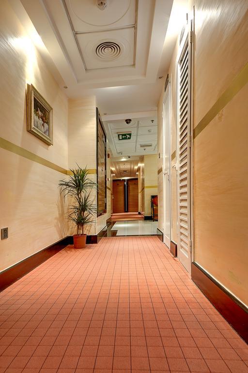Rayan Hotel Corniche Schardscha Exterior foto
