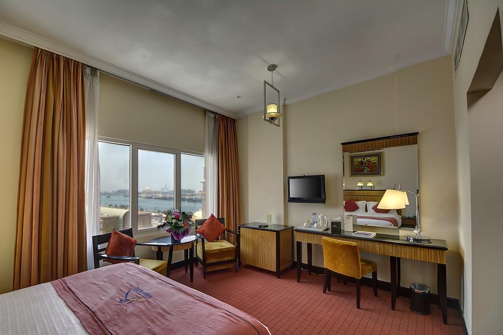 Rayan Hotel Corniche Schardscha Exterior foto